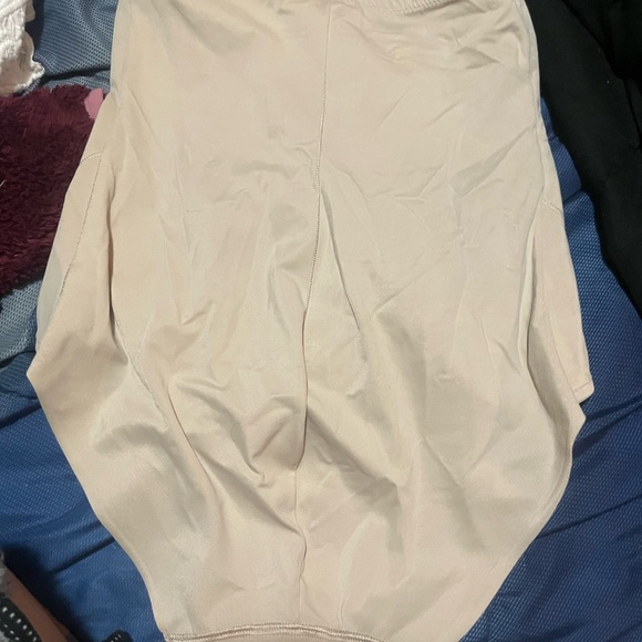 Xl waist trainer - Picture 2 of 2